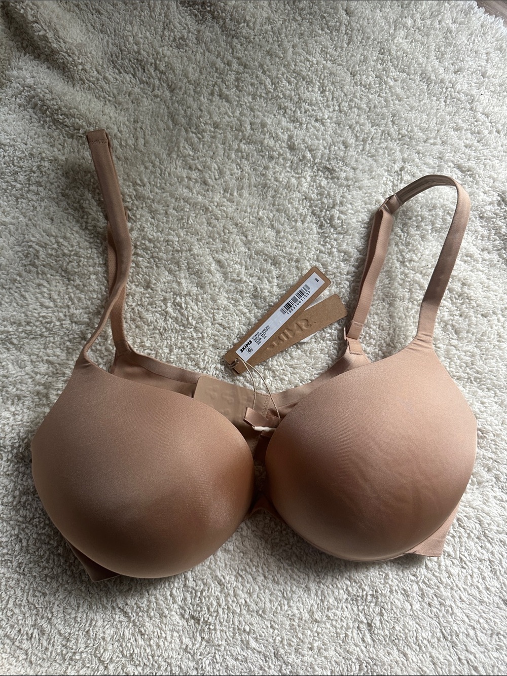 SKIMS T-Shirt Bra NEW WITH TAGS Nude